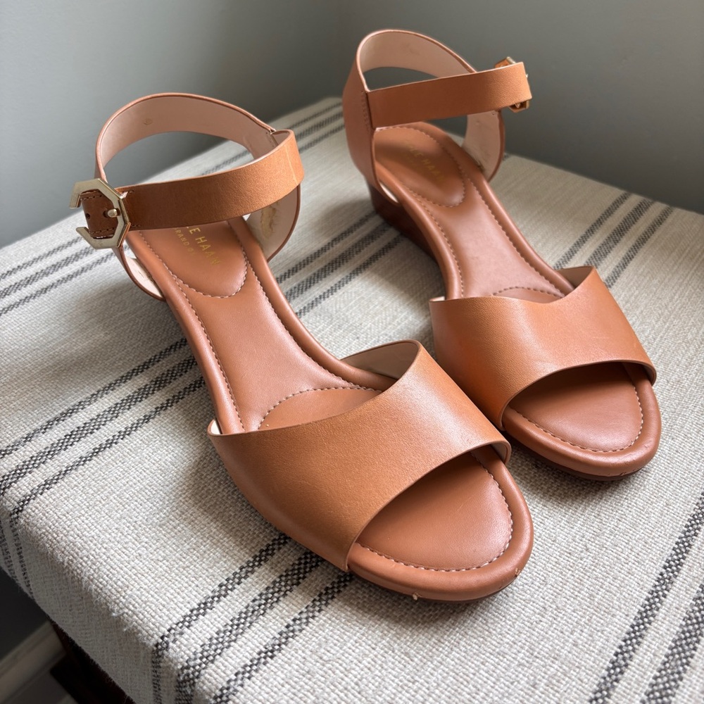 Cole Haan Grand wedge sandals Size  7.5m